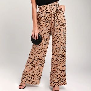 Lulu’s Nude Leopard Wide Leg Paper Bag Pants Small